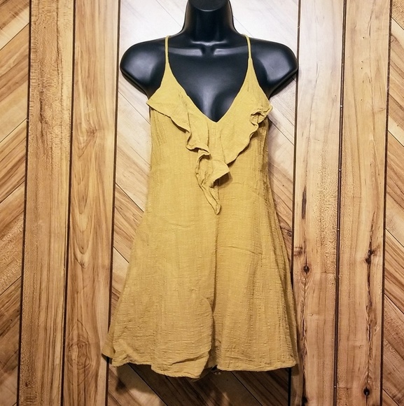 LUSH V-Neck Ruffle Short Romper - Picture 2 of 8